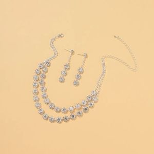 Crystal choker with earrings